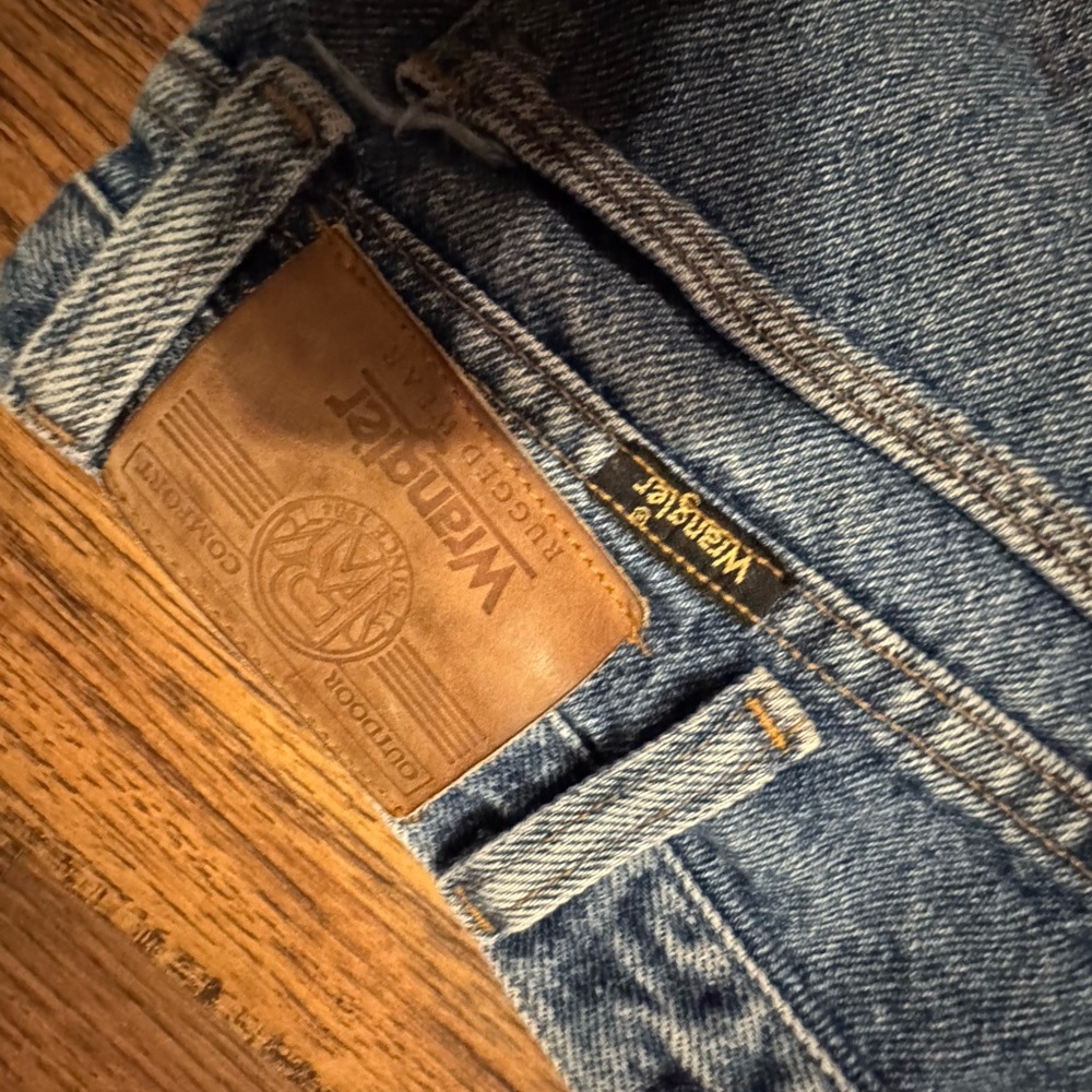 Wrangler Men's Classic Denim Jeans